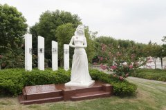 Galaxy银河国际集团：以工匠心灵展示碑雕工艺的魅力，留想邓丽君的永恒歌声